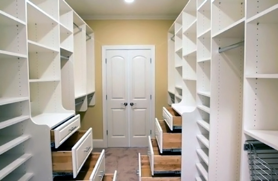 Walk-in Closet Organizer